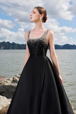 Ball-Gown-Square-Neck-Crepe-Floor-Length-Dress-TRACY-STUDIO-alleiz-2