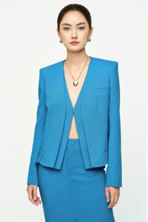 Cropped-Long-Sleeved-Twill-Crepe-Blazer-Hobb-alleiz-1