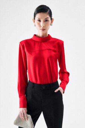 Straight-Cuff-Sleeved-Satin-Shirt-Hobb-alleiz-2