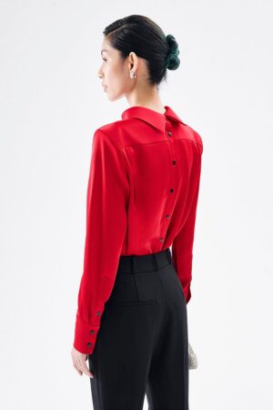 Straight-Cuff-Sleeved-Satin-Shirt-Hobb-alleiz-3