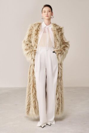 Overcoat-Long-Sleeved-Faux-Fur-Ankle-Length-Trench-Coat-White-Plan-alleiz